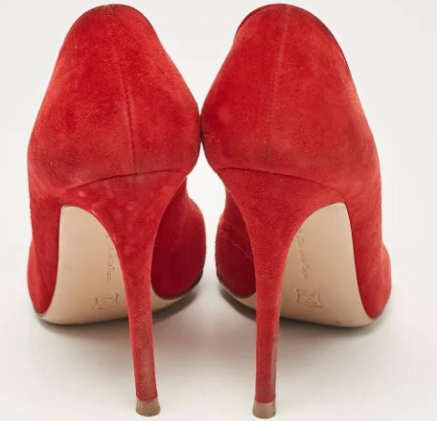 Gianvito Rossi Pre-owned Suede heels Red Dames