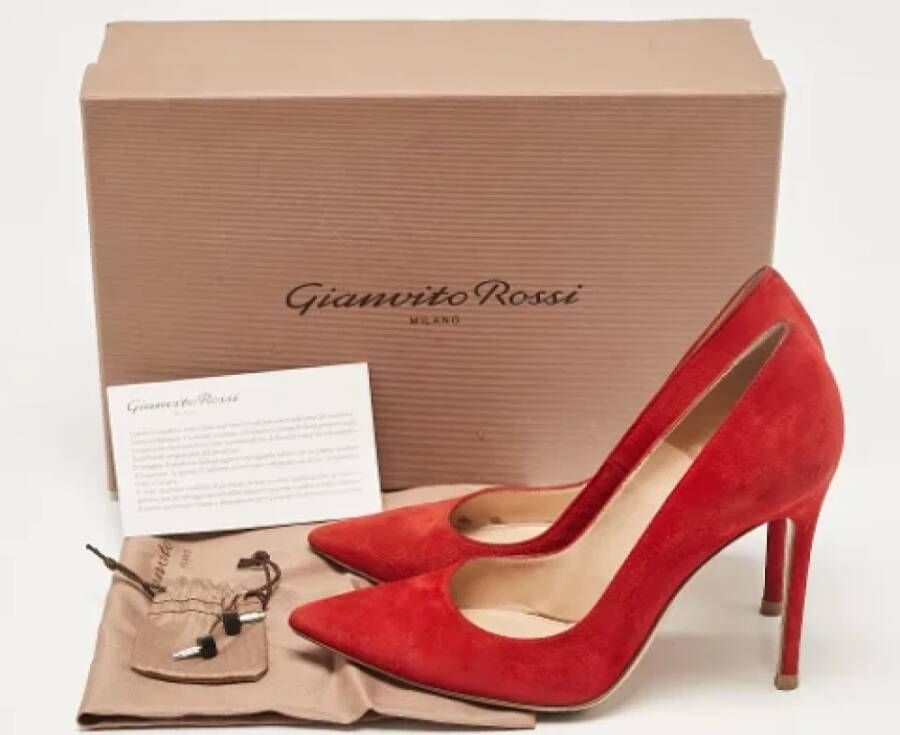 Gianvito Rossi Pre-owned Suede heels Red Dames