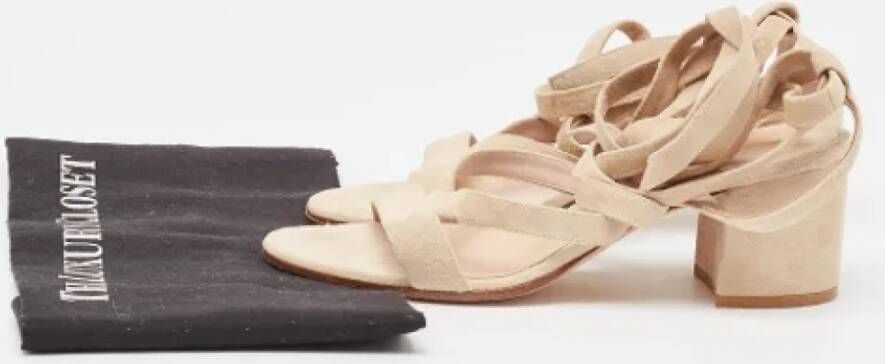 Gianvito Rossi Pre-owned Suede sandals Beige Dames