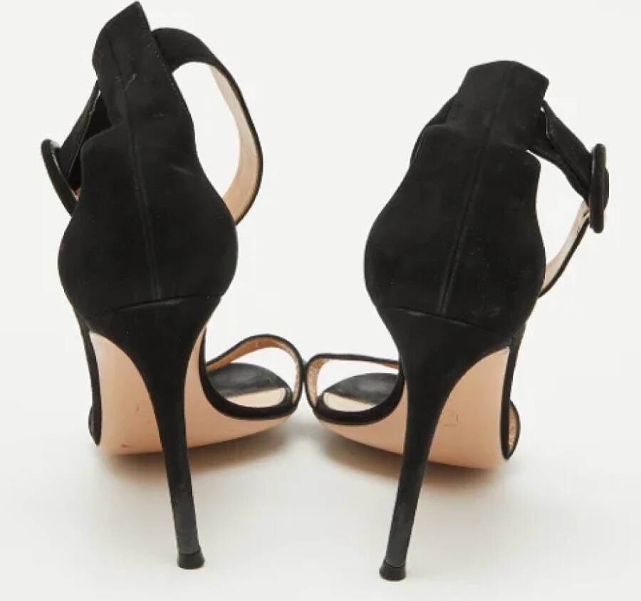 Gianvito Rossi Pre-owned Suede sandals Black Dames