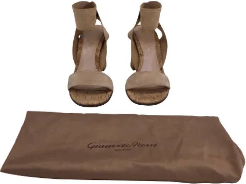 Gianvito Rossi Pre-owned Suede sandals Brown Dames