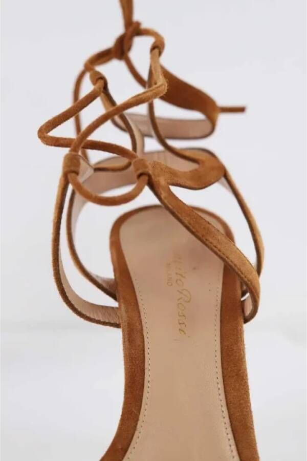 Gianvito Rossi Pre-owned Suede sandals Brown Dames