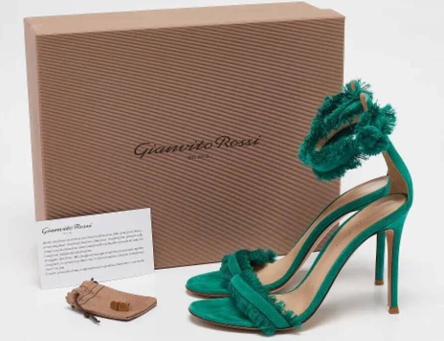 Gianvito Rossi Pre-owned Suede sandals Green Dames