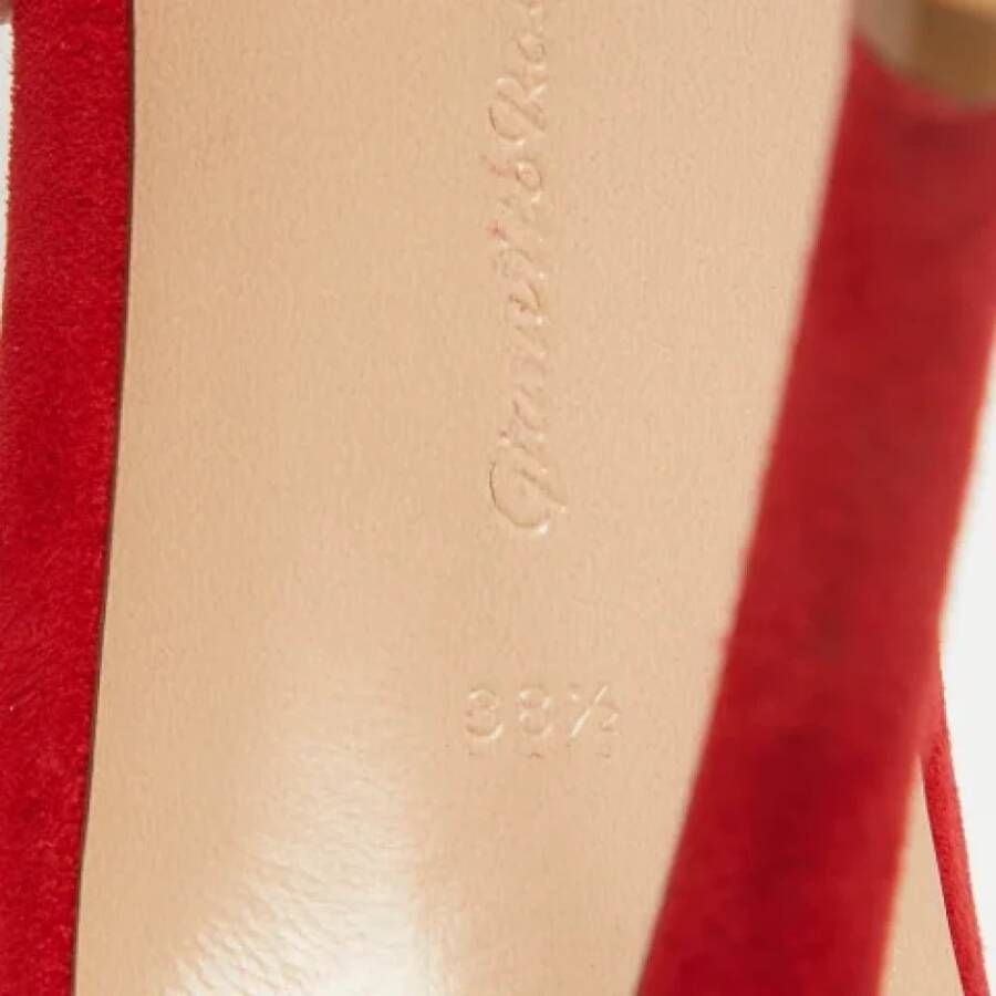 Gianvito Rossi Pre-owned Suede sandals Red Dames