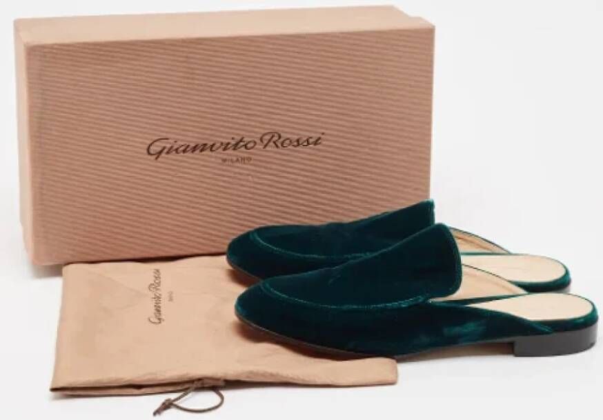 Gianvito Rossi Pre-owned Velvet flats Green Dames