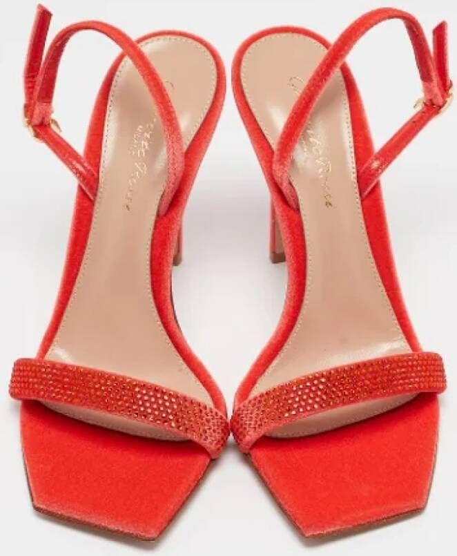 Gianvito Rossi Pre-owned Velvet sandals Orange Dames