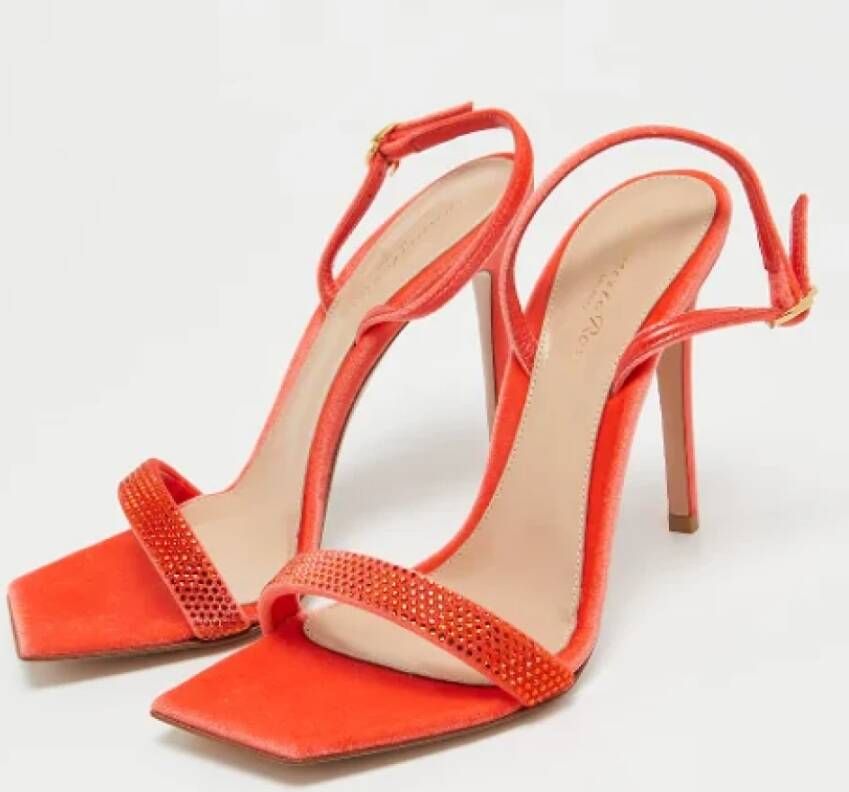 Gianvito Rossi Pre-owned Velvet sandals Red Dames