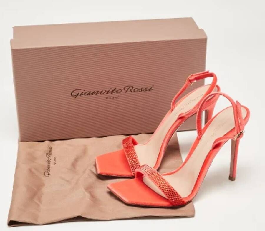 Gianvito Rossi Pre-owned Velvet sandals Red Dames