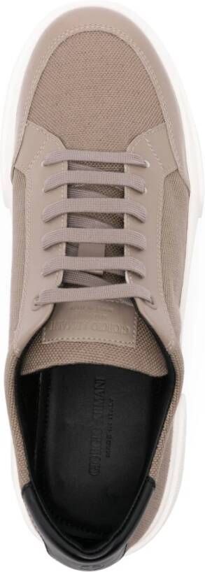 Giorgio Armani Elegante Zwarte Sneakers van Katoen Vlas Beige Heren