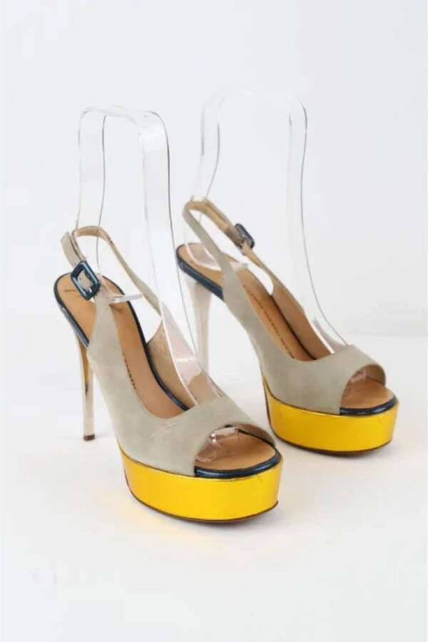 Giuseppe Zanotti Pre-owned Canvas heels Gray Dames