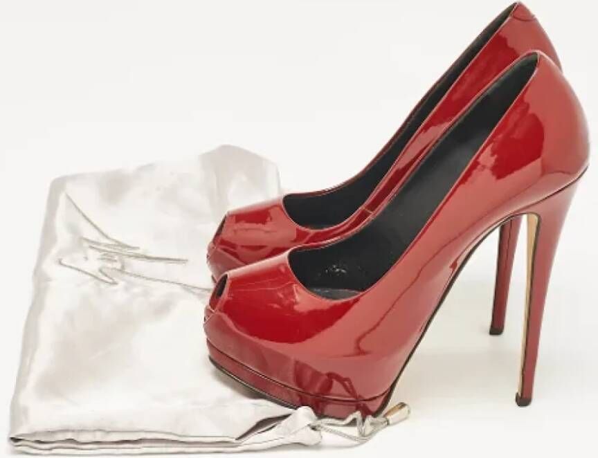 Giuseppe Zanotti Pre-owned Canvas heels Red Dames