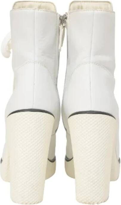 Giuseppe Zanotti Pre-owned Leather boots White Dames