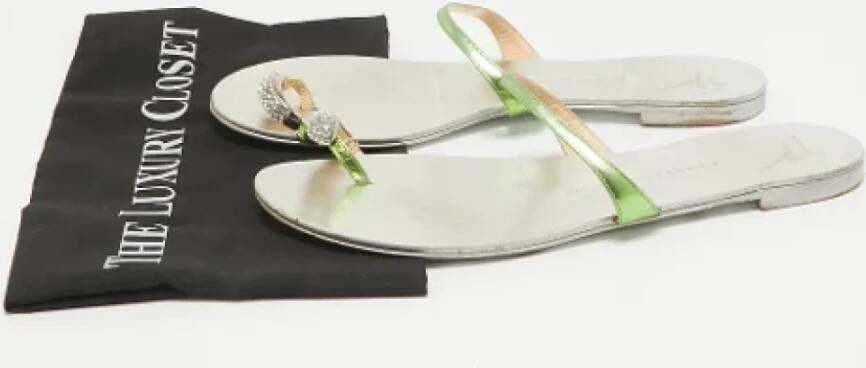 Giuseppe Zanotti Pre-owned Leather flats Green Dames