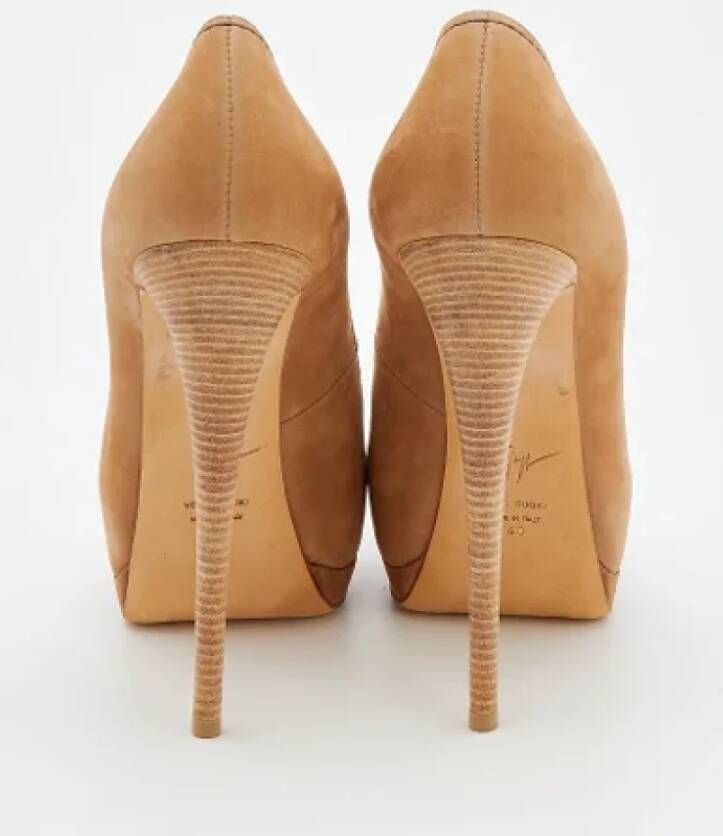 Giuseppe Zanotti Pre-owned Leather heels Beige Dames