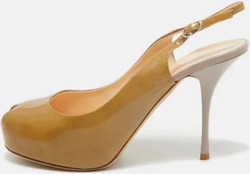 Giuseppe Zanotti Pre-owned Leather heels Beige Dames