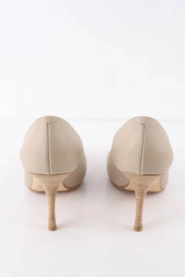 Giuseppe Zanotti Pre-owned Leather heels Beige Dames