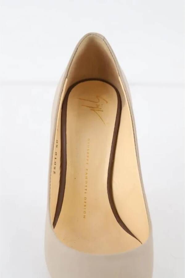 Giuseppe Zanotti Pre-owned Leather heels Beige Dames