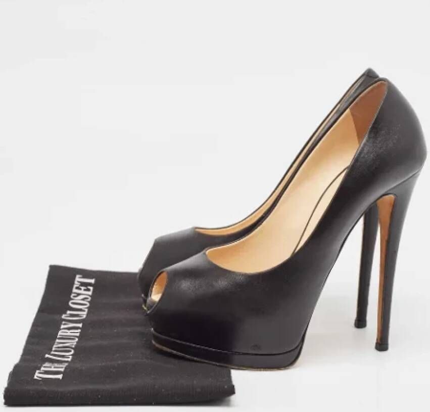 Giuseppe Zanotti Pre-owned Leather heels Black Dames