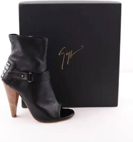 Giuseppe Zanotti Pre-owned Leather heels Black Dames