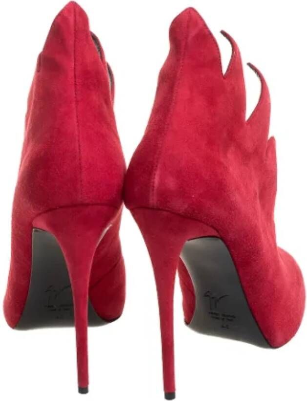 Giuseppe Zanotti Pre-owned Leather heels Red Dames