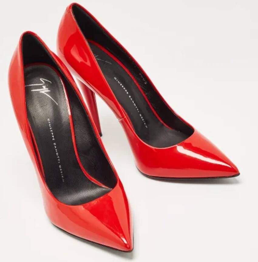 Giuseppe Zanotti Pre-owned Leather heels Red Dames