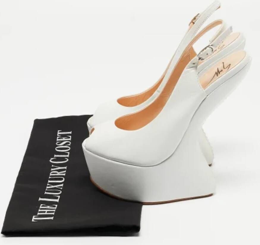 Giuseppe Zanotti Pre-owned Leather heels White Dames