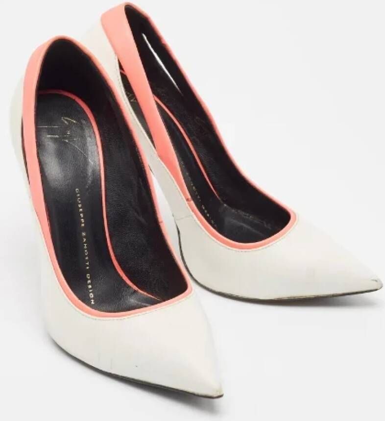 Giuseppe Zanotti Pre-owned Leather heels White Dames