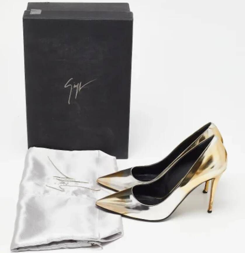 Giuseppe Zanotti Pre-owned Leather heels Yellow Dames