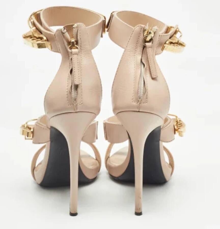 Giuseppe Zanotti Pre-owned Leather sandals Beige Dames