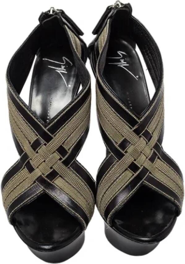 Giuseppe Zanotti Pre-owned Leather sandals Black Dames