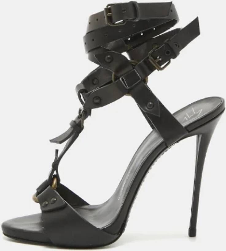 Giuseppe Zanotti Pre-owned Leather sandals Black Dames