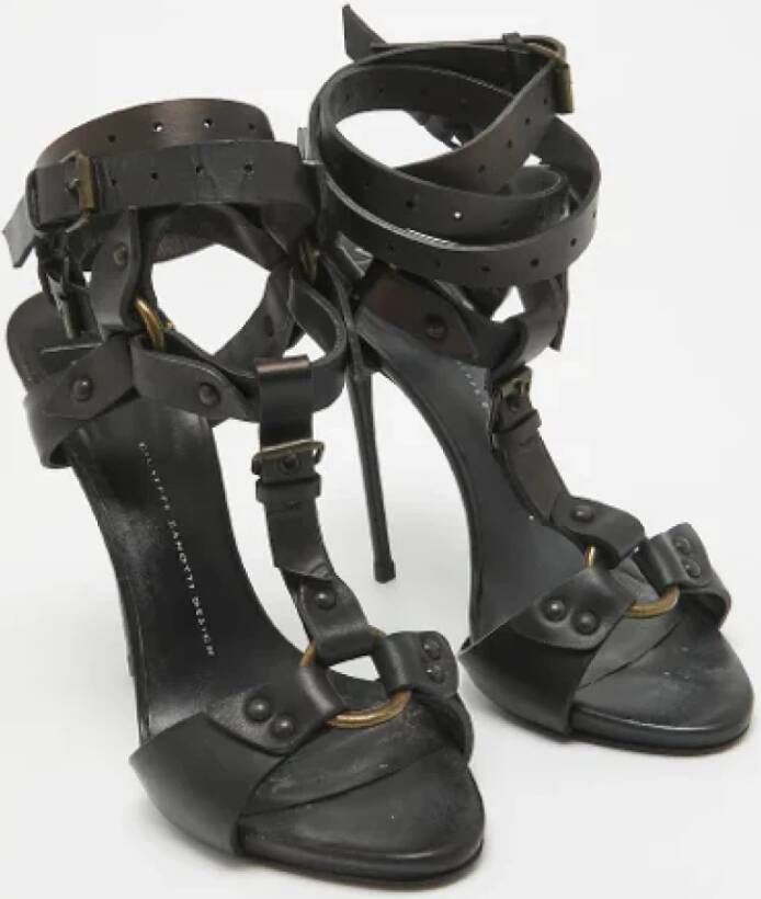 Giuseppe Zanotti Pre-owned Leather sandals Black Dames