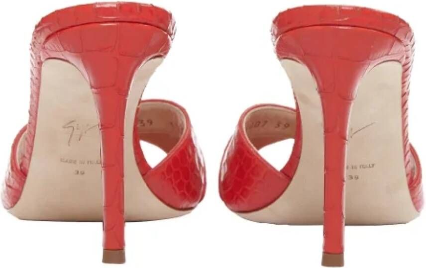 Giuseppe Zanotti Pre-owned Leather sandals Red Dames