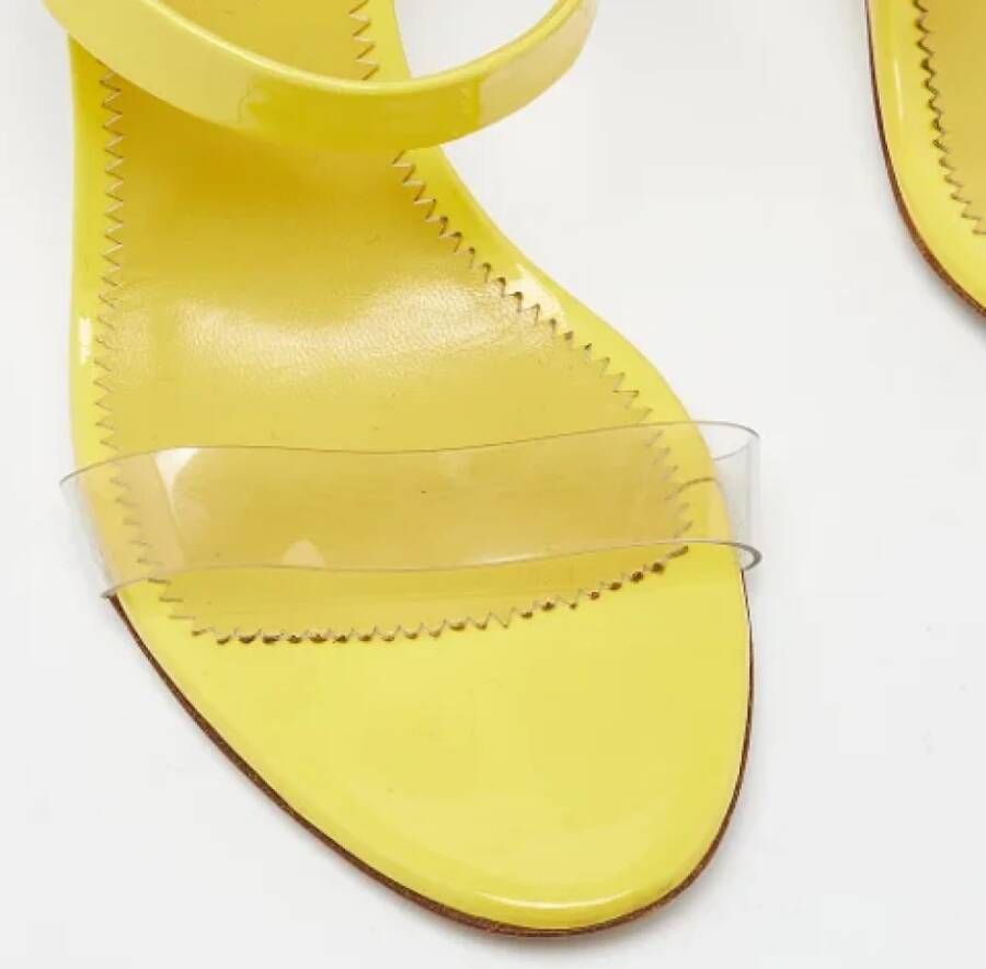 Giuseppe Zanotti Pre-owned Leather sandals Yellow Dames