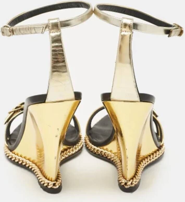 Giuseppe Zanotti Pre-owned Leather sandals Yellow Dames