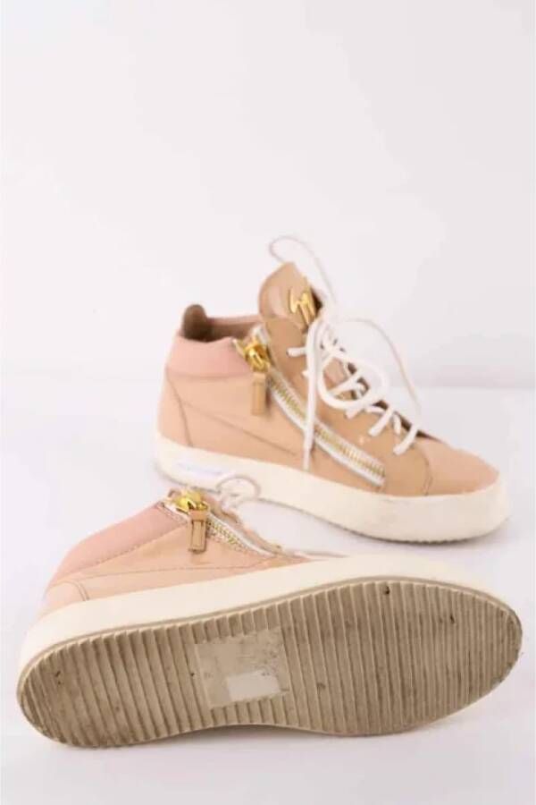 Giuseppe Zanotti Pre-owned Leather sneakers Beige Dames