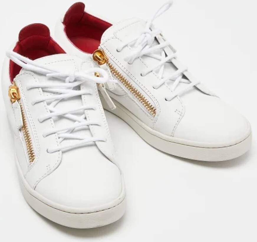 Giuseppe Zanotti Pre-owned Leather sneakers White Dames