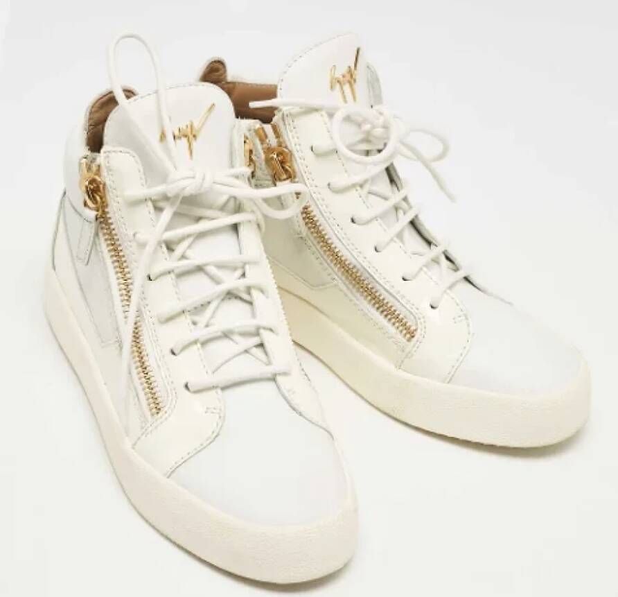 Giuseppe Zanotti Pre-owned Leather sneakers White Dames