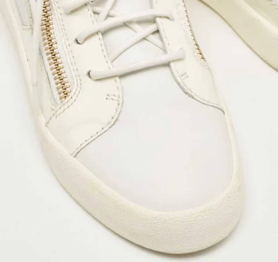 Giuseppe Zanotti Pre-owned Leather sneakers White Dames