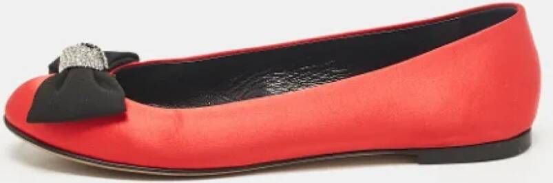 Giuseppe Zanotti Pre-owned Satin flats Red Dames