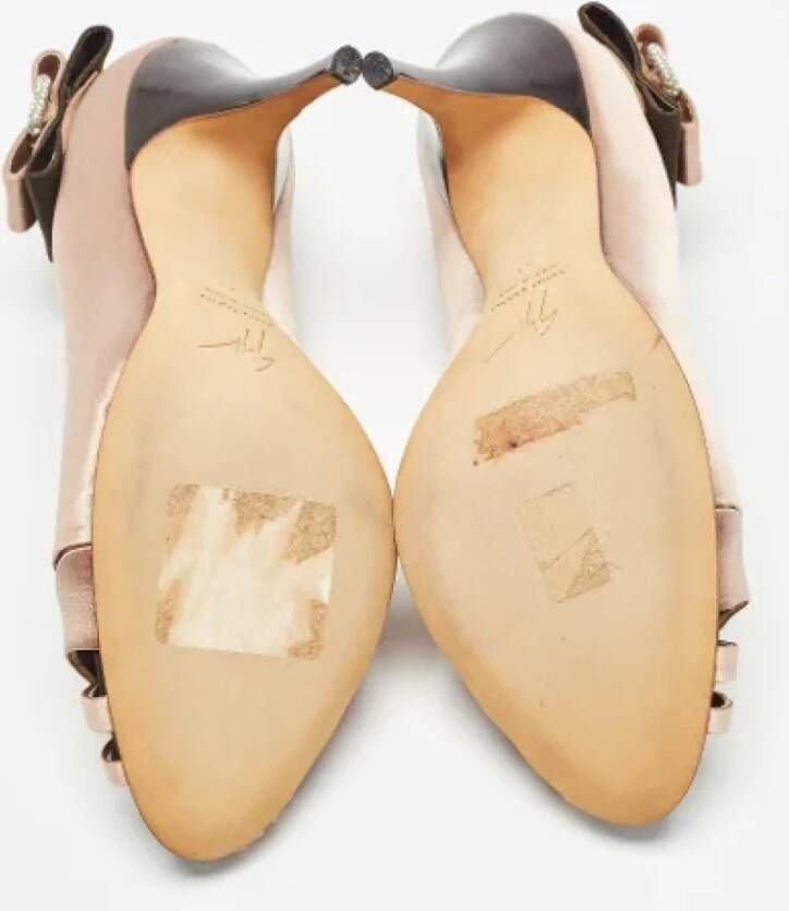 Giuseppe Zanotti Pre-owned Satin heels Beige Dames