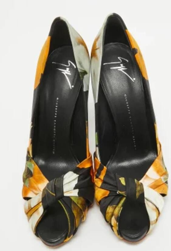 Giuseppe Zanotti Pre-owned Satin heels Multicolor Dames