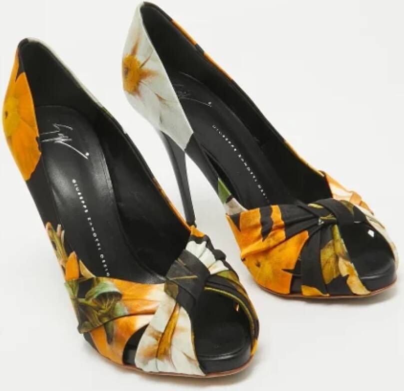 Giuseppe Zanotti Pre-owned Satin heels Multicolor Dames