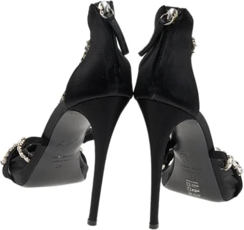 Giuseppe Zanotti Pre-owned Satin sandals Black Dames