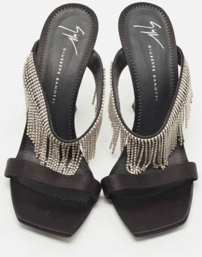 Giuseppe Zanotti Pre-owned Satin sandals Black Dames