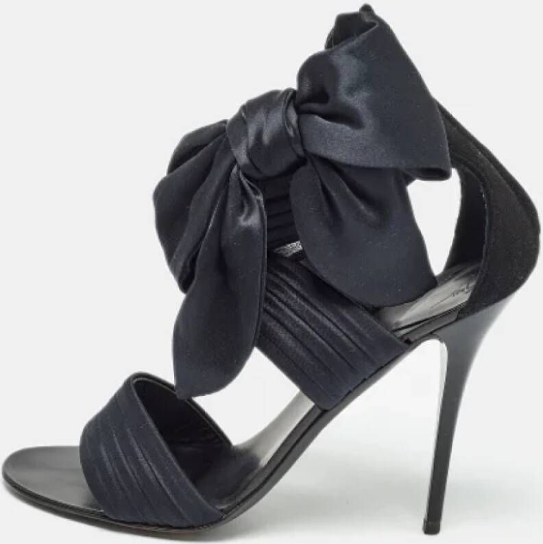 Giuseppe Zanotti Pre-owned Satin sandals Black Dames