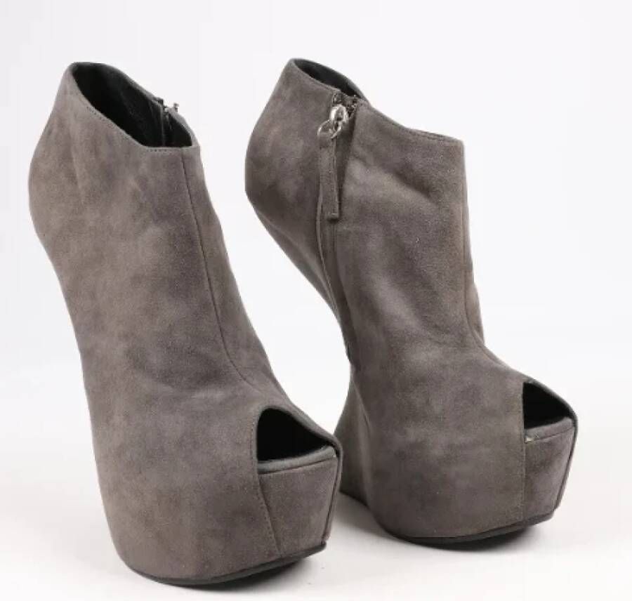 Giuseppe Zanotti Pre-owned Suede boots Gray Dames