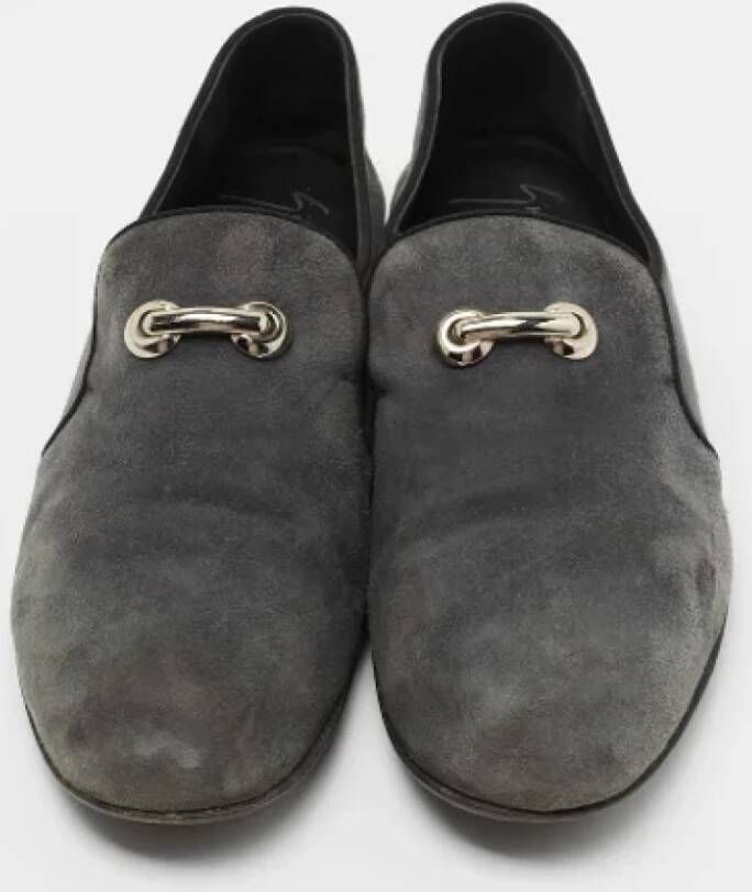 Giuseppe Zanotti Pre-owned Suede flats Gray Dames