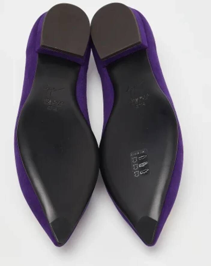 Giuseppe Zanotti Pre-owned Suede flats Purple Dames