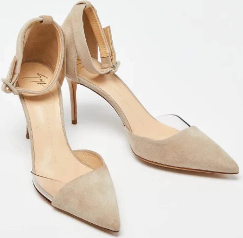 Giuseppe Zanotti Pre-owned Suede heels Beige Dames